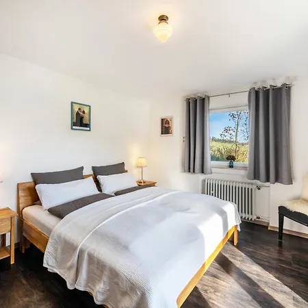 Café Pfaus 1 Fewo-4 Ferienhaus Mühlenbach