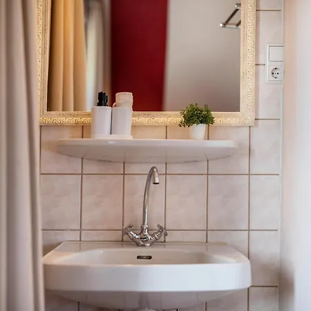 Café Pfaus 1 Fewo-4 *